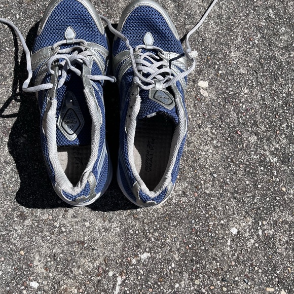 Vintage Reeboks 🎱 - Picture 14 of 16